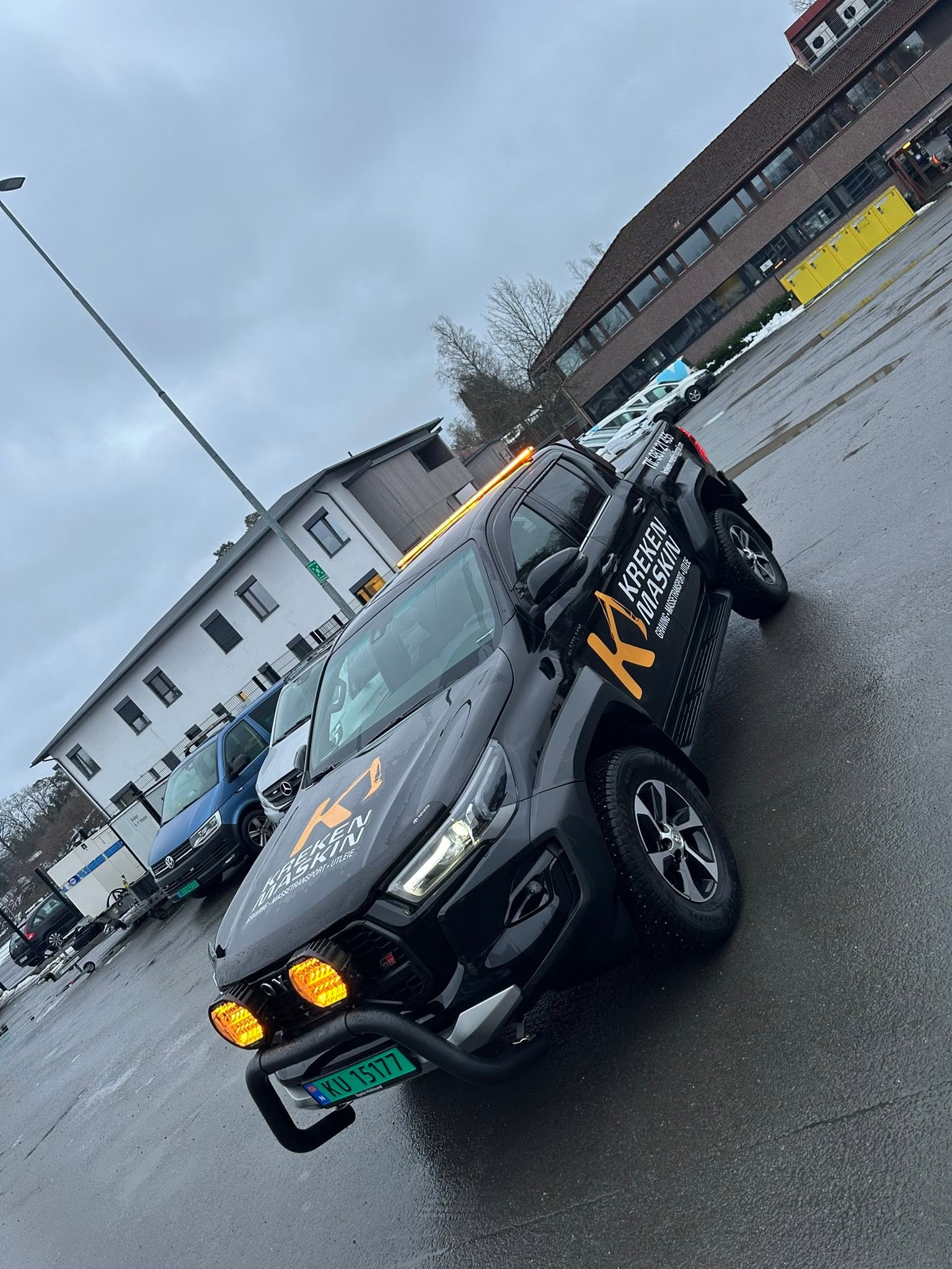 Kreken Maskin sin Hilux pickup